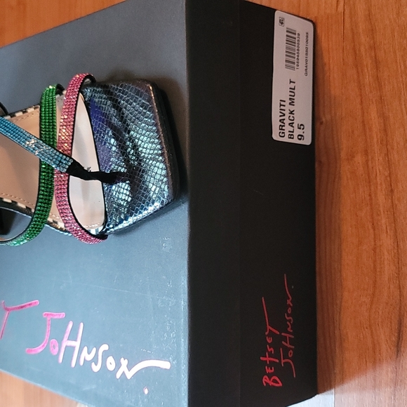 BETSEY JOHNSON Graviti Embellished Leopard Print Block Heel Sandal Size 9.5 - Picture 10 of 10